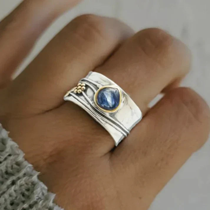 Bree - Meditation Ring with Elegant and Unique Bohemian Stone