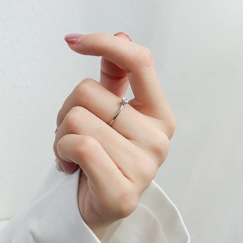 Abella Maris Ring - Elegance and Style for All Occasions