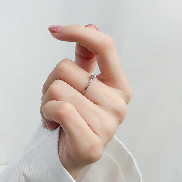 Abella Maris Ring - Elegance and Style for All Occasions